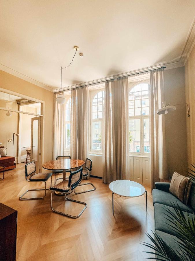 Villa Theatro Heritage Apartments Брага Стая снимка